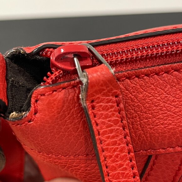 Gucci Abbey Leather Shoulder/Crossbody Bag with Gunmetal Hardware (JB1306) - Picture 6 of 13